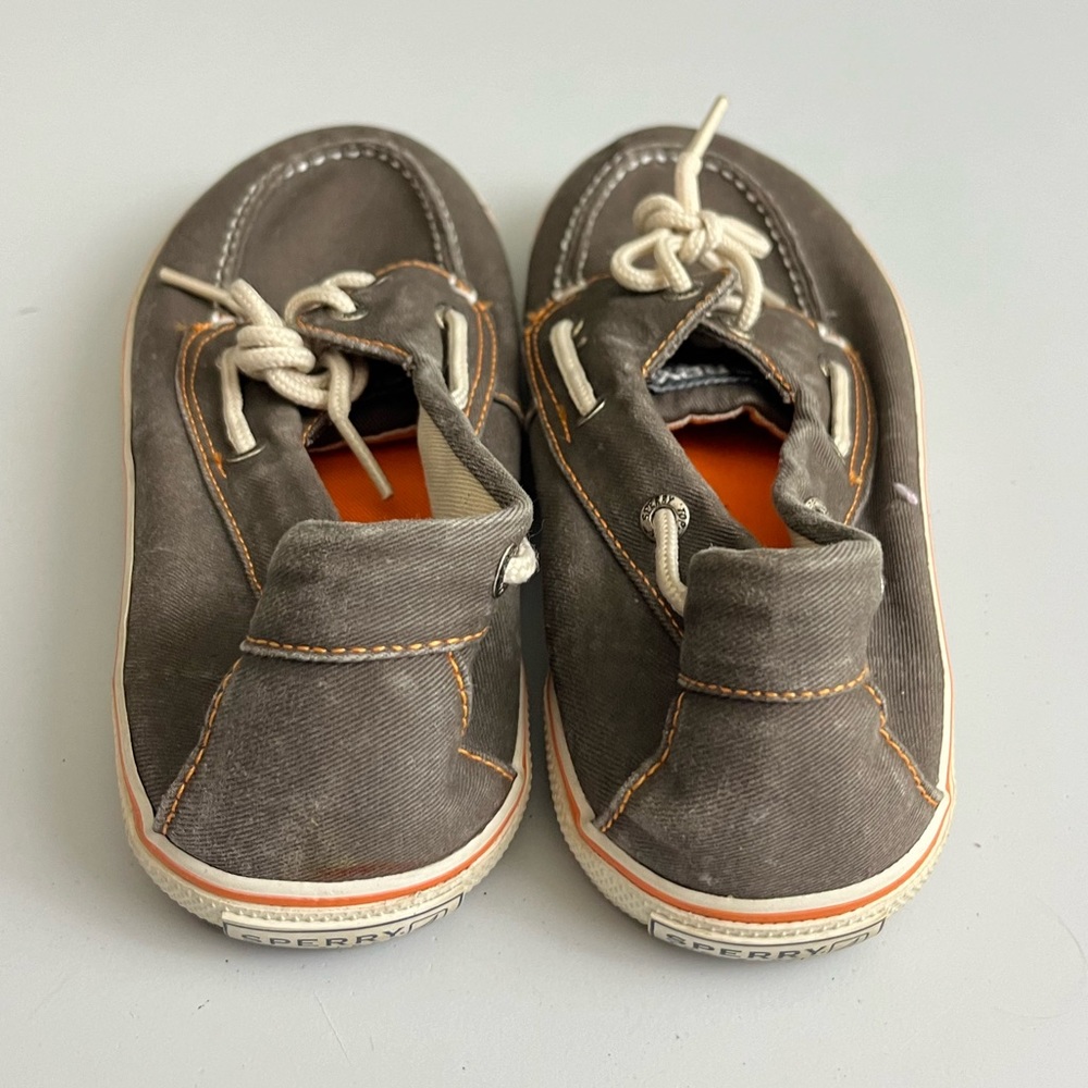 Sperry Halyard shoes